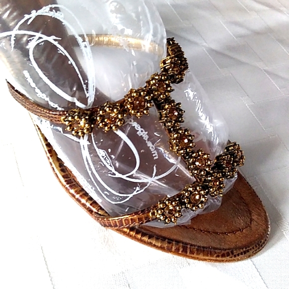 RARE Giuseppe Zanotti Topaz Jeweled Metallic Leather Kitten Heel Sandals VINTAGE - Picture 3 of 16